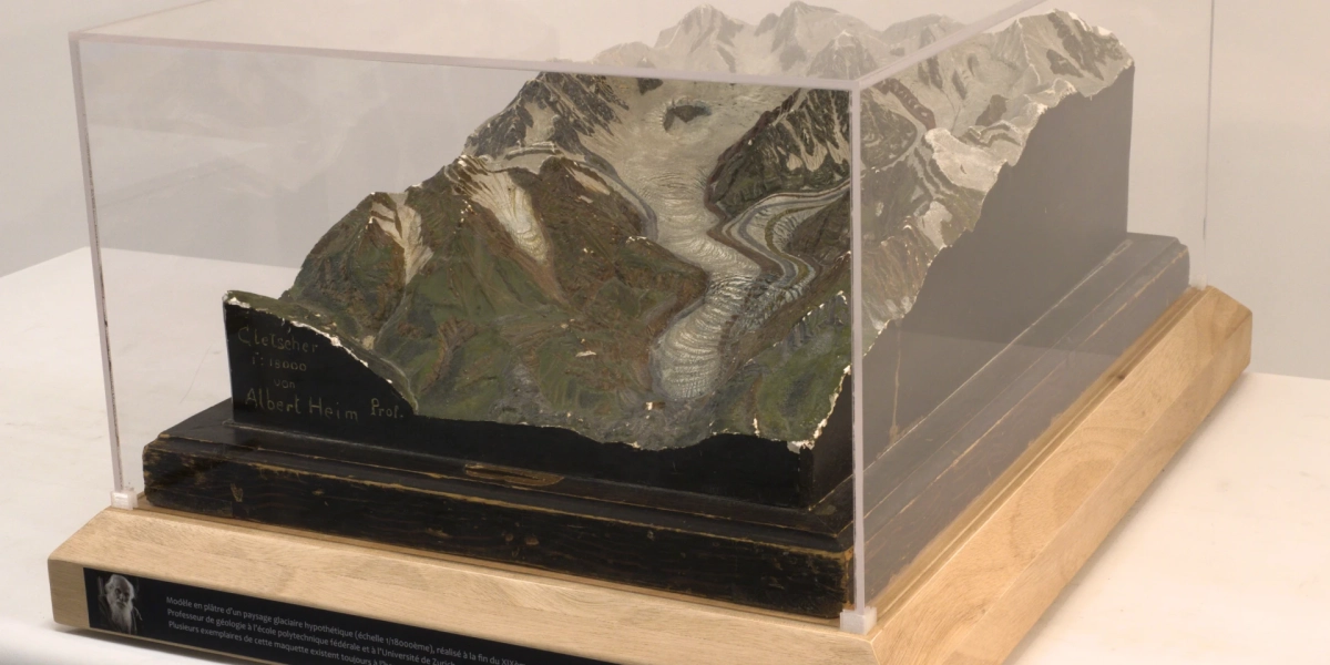maquette pédagogique en 3D vitrine pour pour le glacier Albert Heim